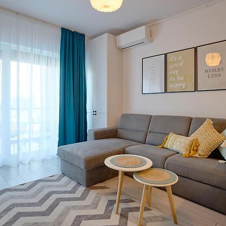 Moon Plaza Deluxe Studios บูคาเรสต์ ภายนอก รูปภาพ