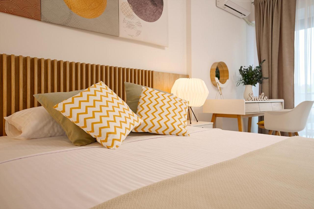 Moon Plaza Deluxe Studios บูคาเรสต์ ภายนอก รูปภาพ