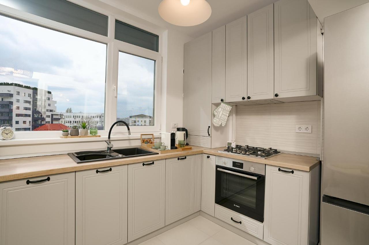 Moon Plaza Deluxe Studios บูคาเรสต์ ภายนอก รูปภาพ