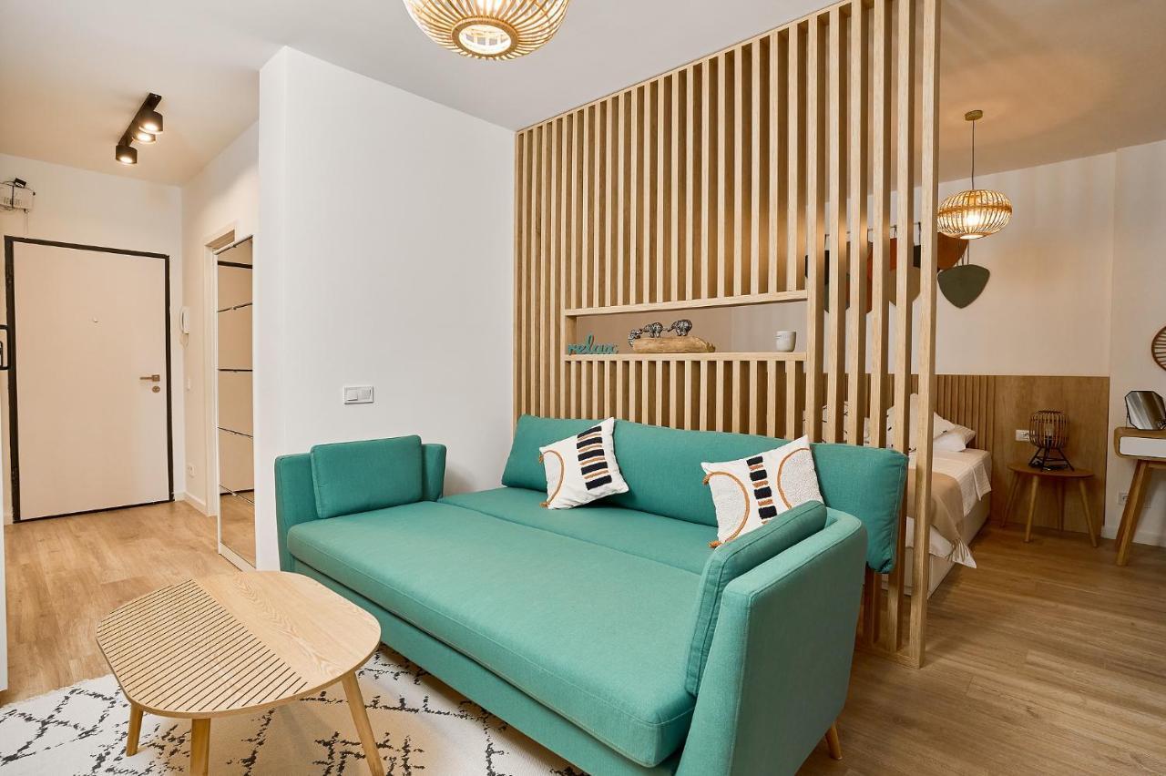 Moon Plaza Deluxe Studios บูคาเรสต์ ภายนอก รูปภาพ