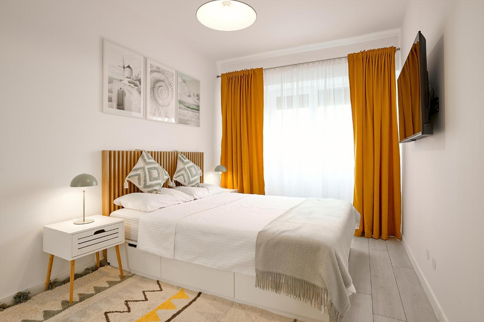 Moon Plaza Deluxe Studios บูคาเรสต์ ภายนอก รูปภาพ