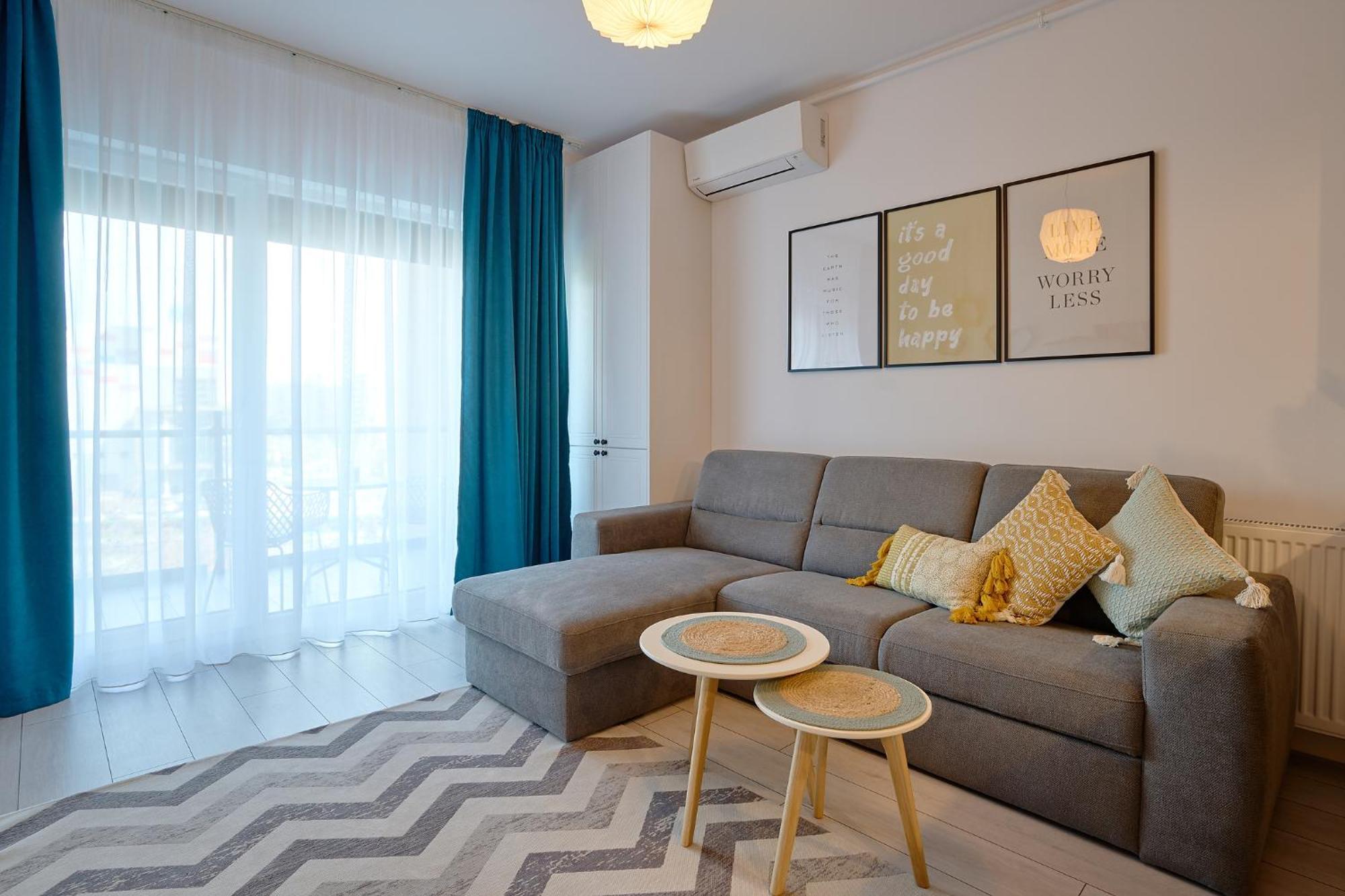 Moon Plaza Deluxe Studios บูคาเรสต์ ภายนอก รูปภาพ
